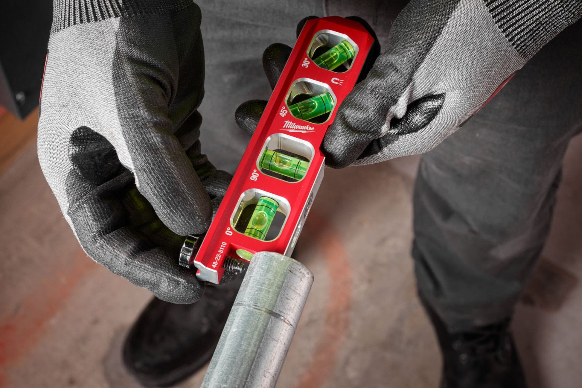 Milwaukee 48-22-5110 6.5" Pipe Lock Billet Torpedo Level