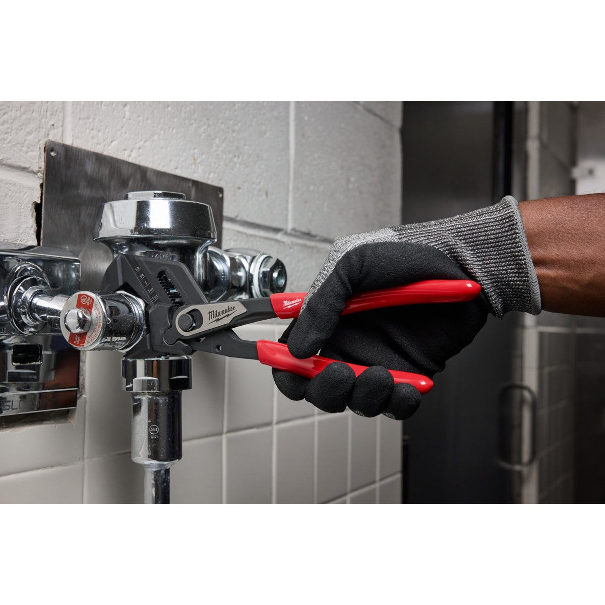 Milwaukee 48-22-6905 5-in. Pliers Wrench