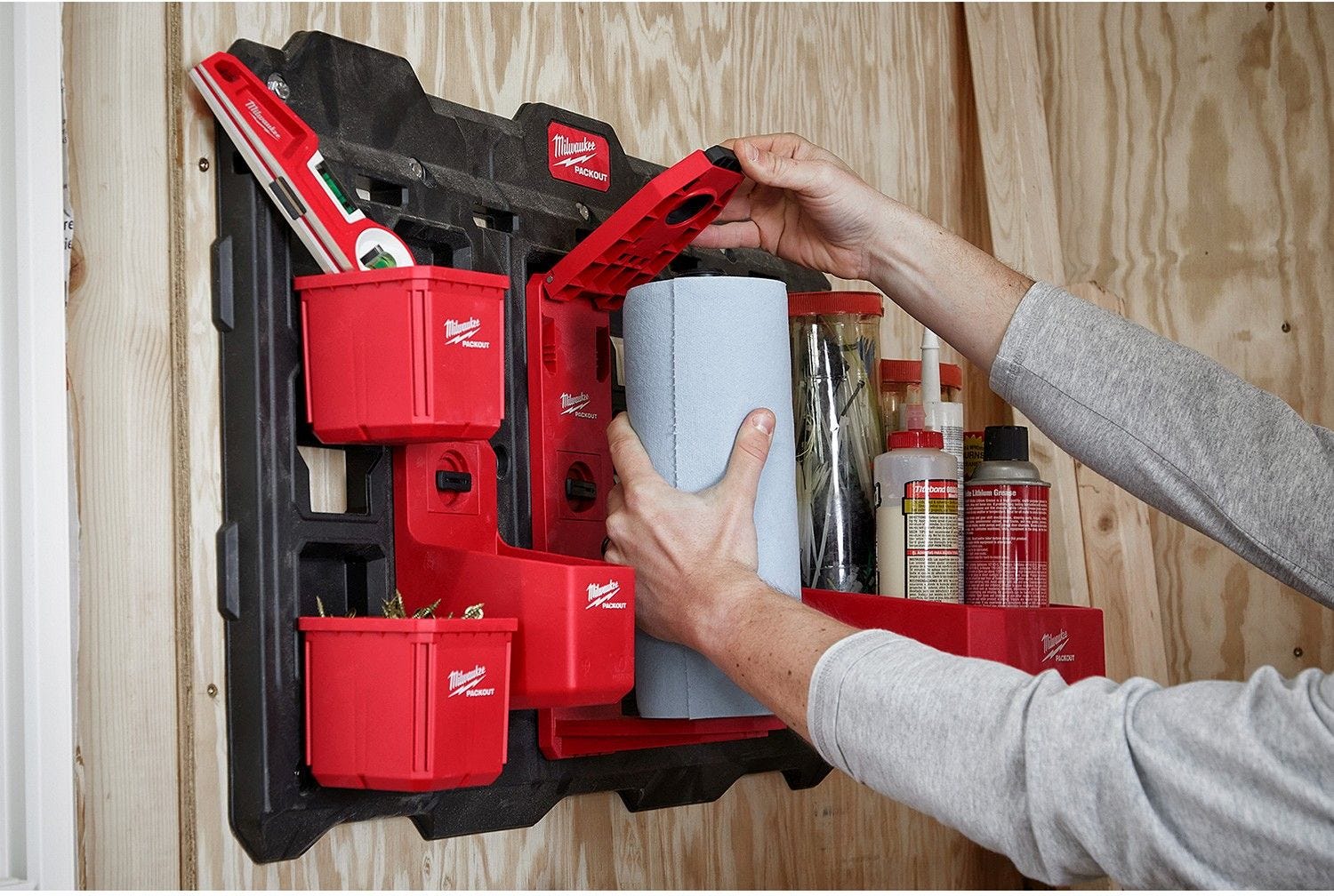 Milwaukee 48-22-8337 PACKOUT Roll Holder