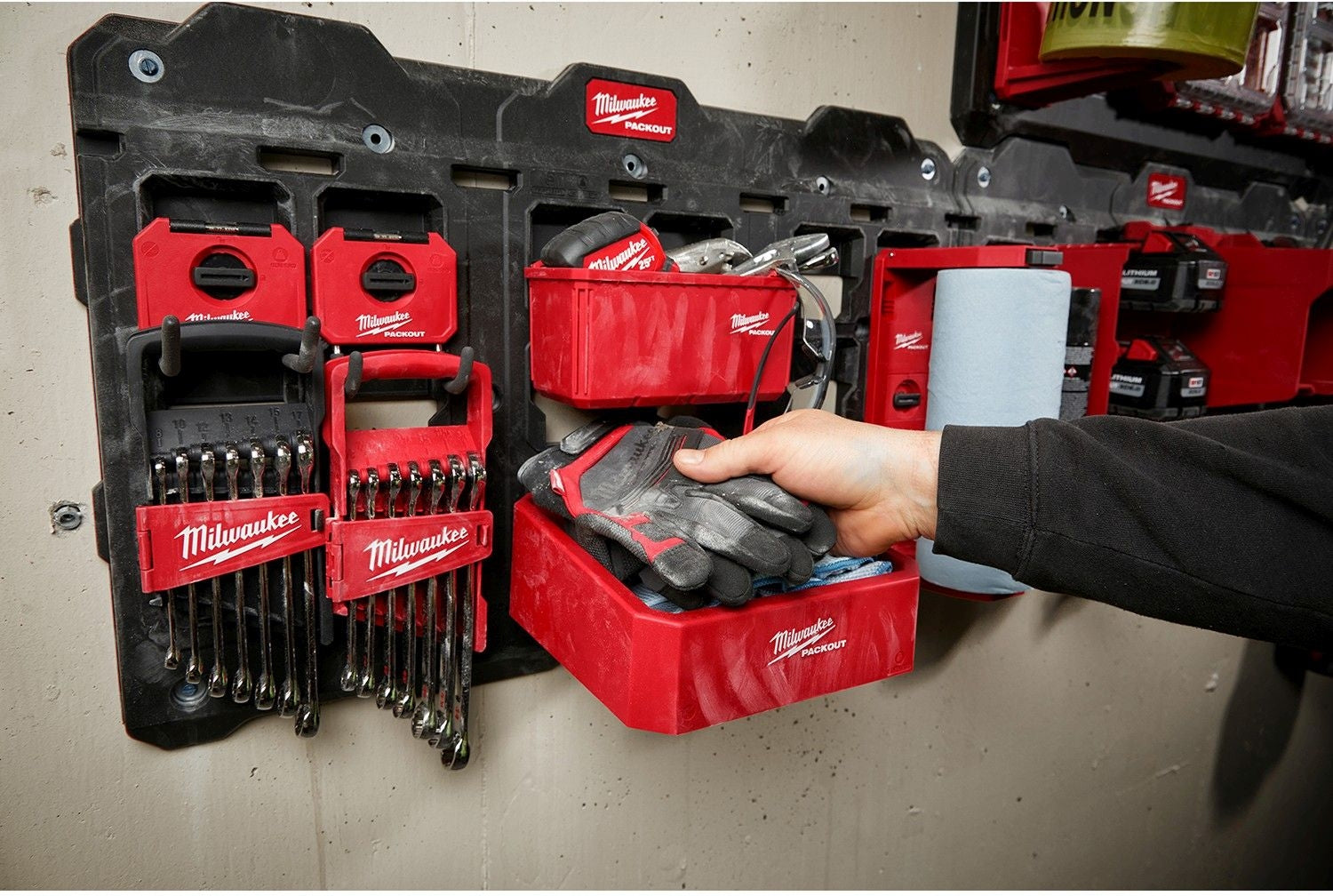 Milwaukee 48-22-8347 PACKOUT Compact Shelf Bin