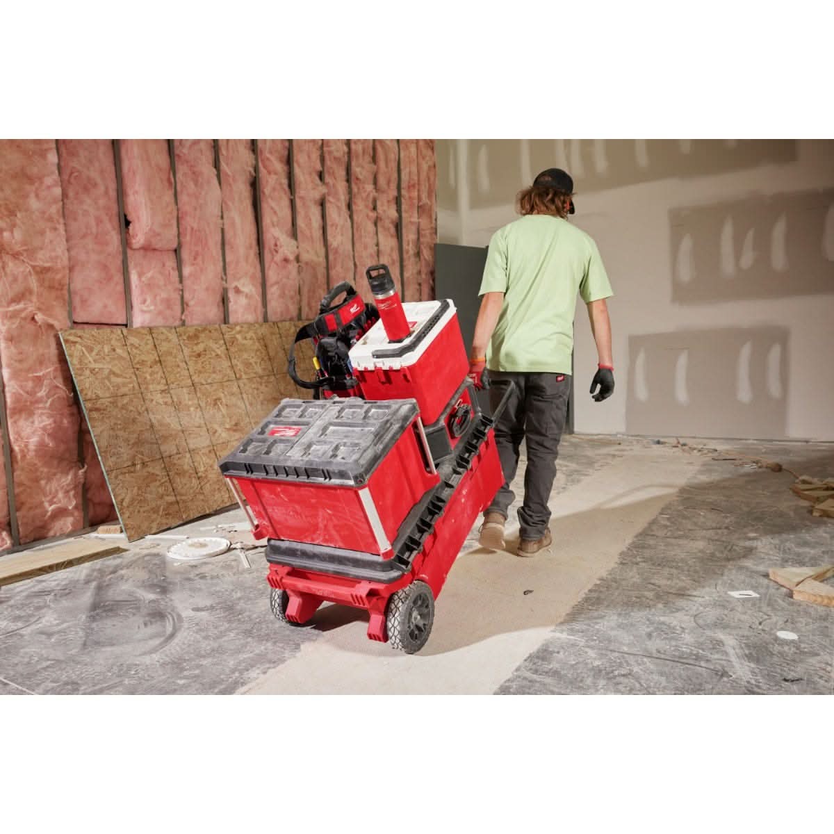 Milwaukee 48-22-8382R PACKOUT 18oz Insulated Bottle with Chug Lid