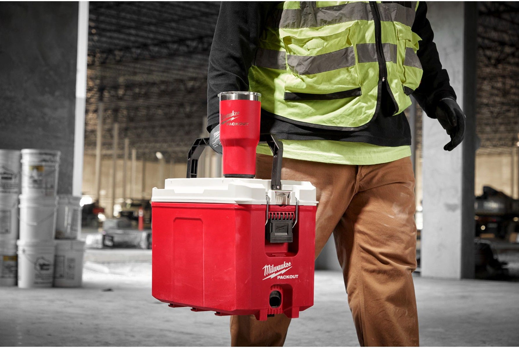 Milwaukee 48-22-8393R PACKOUT 30oz Tumbler