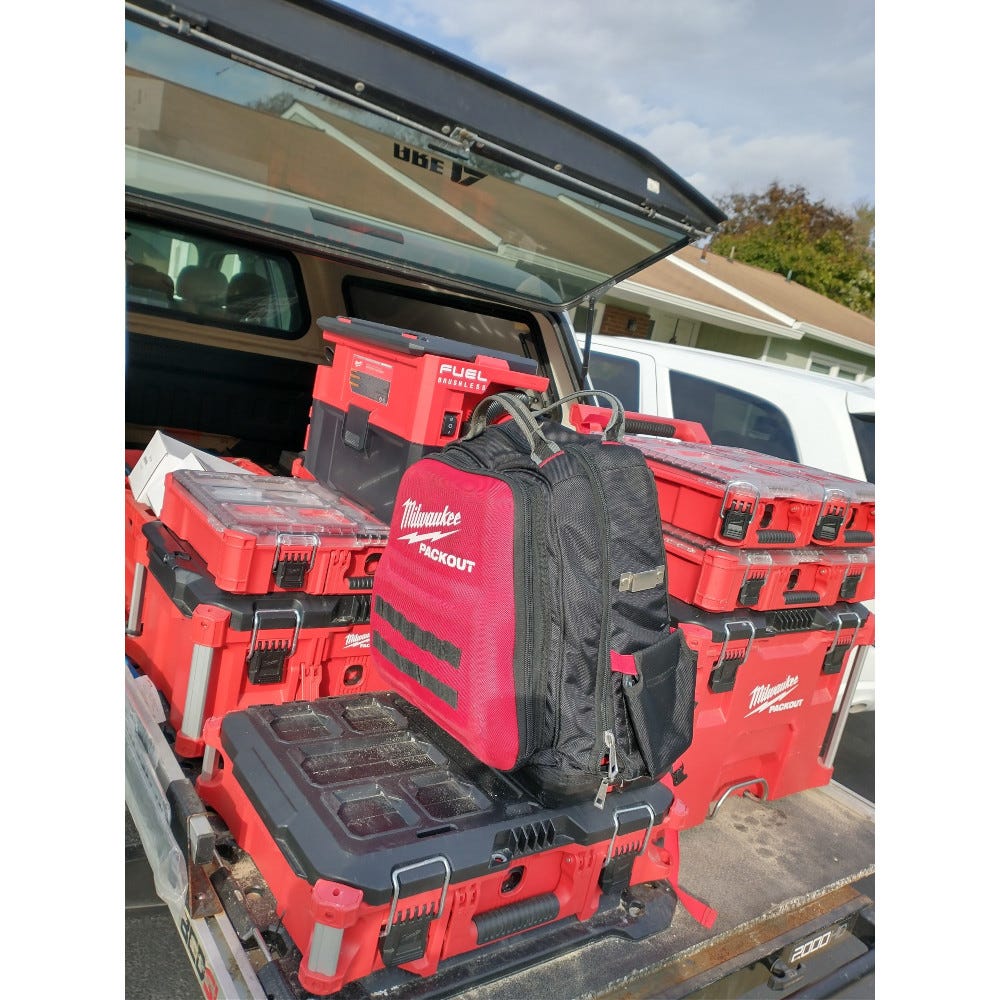 Milwaukee PACKOUT Structured Backpack with PACKOUT Tool Box Kit