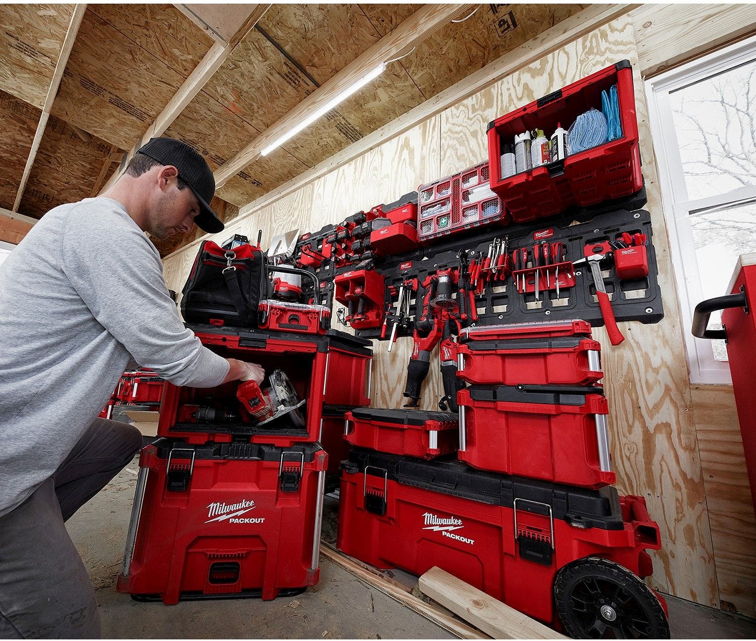 Milwaukee 48-22-8445 PACKOUT Cabinet