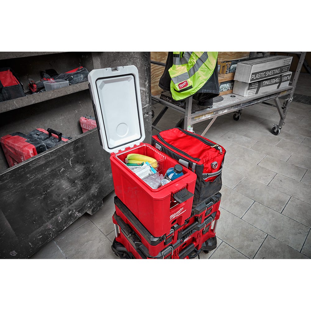 Milwaukee 48-22-8460 PACKOUT 16-Quart Compact Cooler