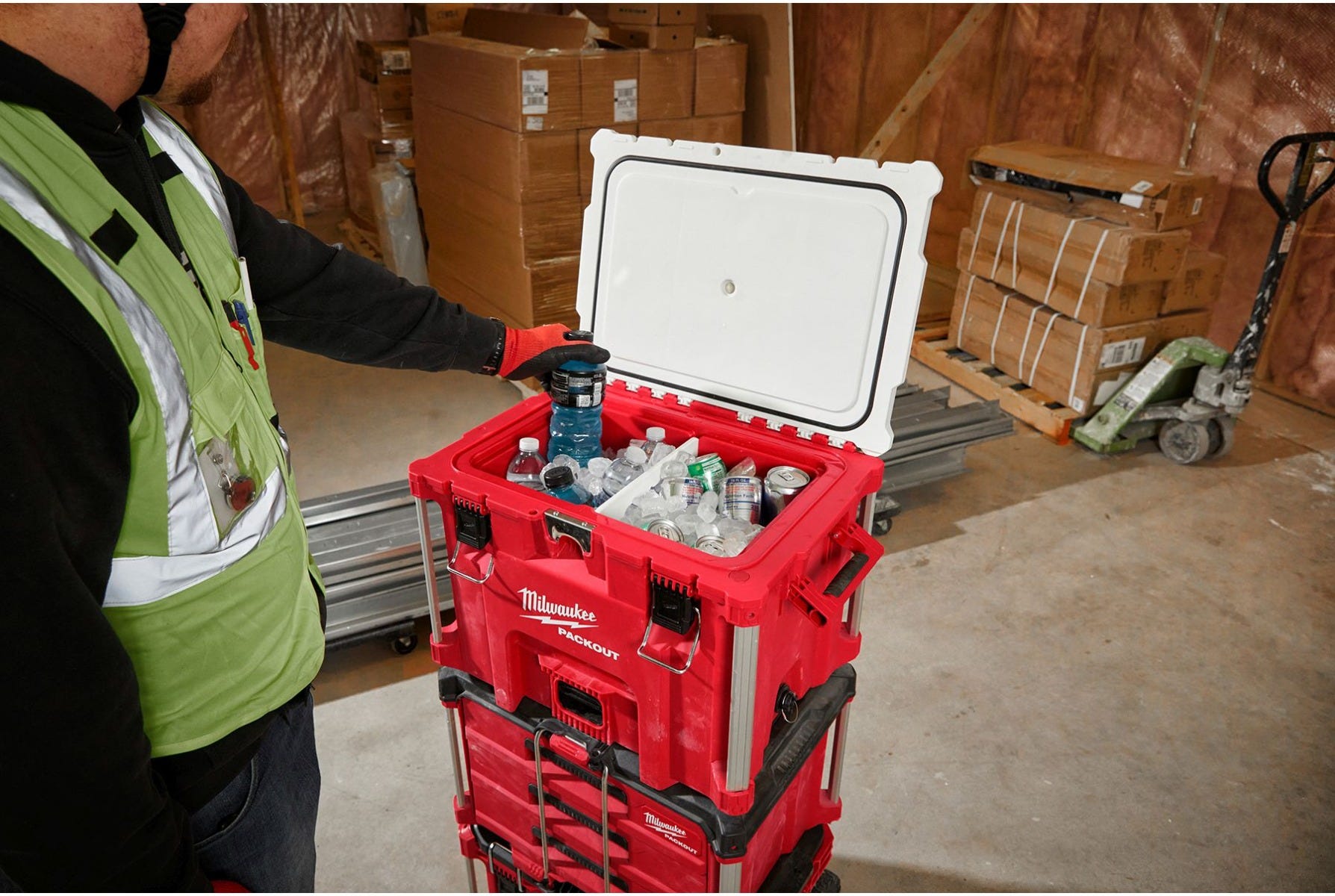 Milwaukee 48-22-8462 PACKOUT 40-Quart XL Cooler