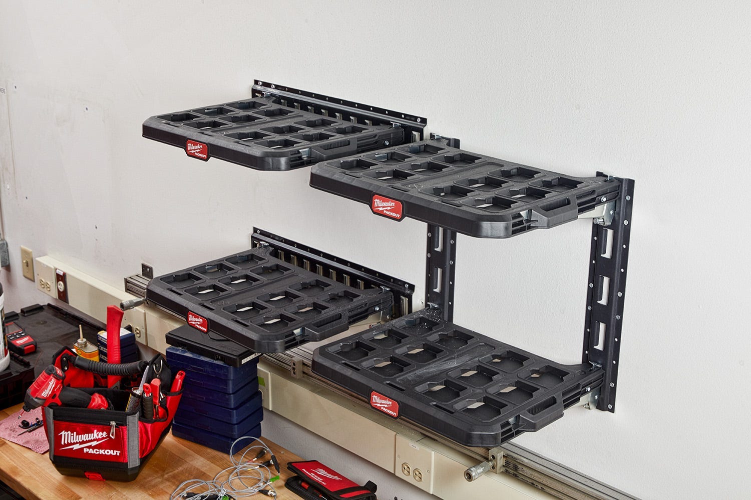 Milwaukee 48-22-8480 PACKOUT Racking Kit w/ 3 Shelves, E-Tracks and PACKOUT Mounting Plate