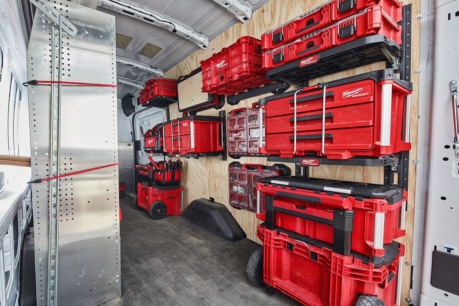 Milwaukee 48-22-8480 PACKOUT Racking Kit w/ 3 Shelves, E-Tracks and PACKOUT Mounting Plate