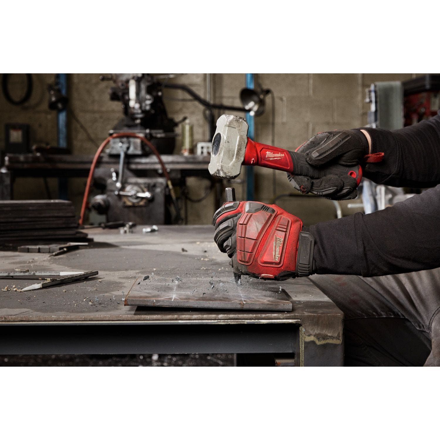 Milwaukee 48-22-9311 2lb Fiberglass Drilling Hammer