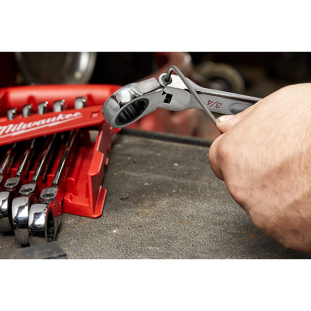 Milwaukee 48-22-9513 Metric Flex Head Ratcheting Combination Wrench, 15-Pieces
