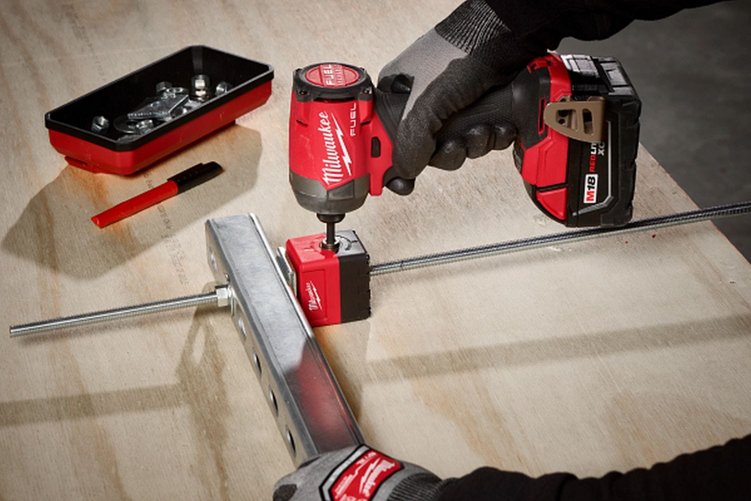 Milwaukee 48-32-2391 SHOCKWAVE Impact Duty 3/8-in. Threaded Rod Nut Runner