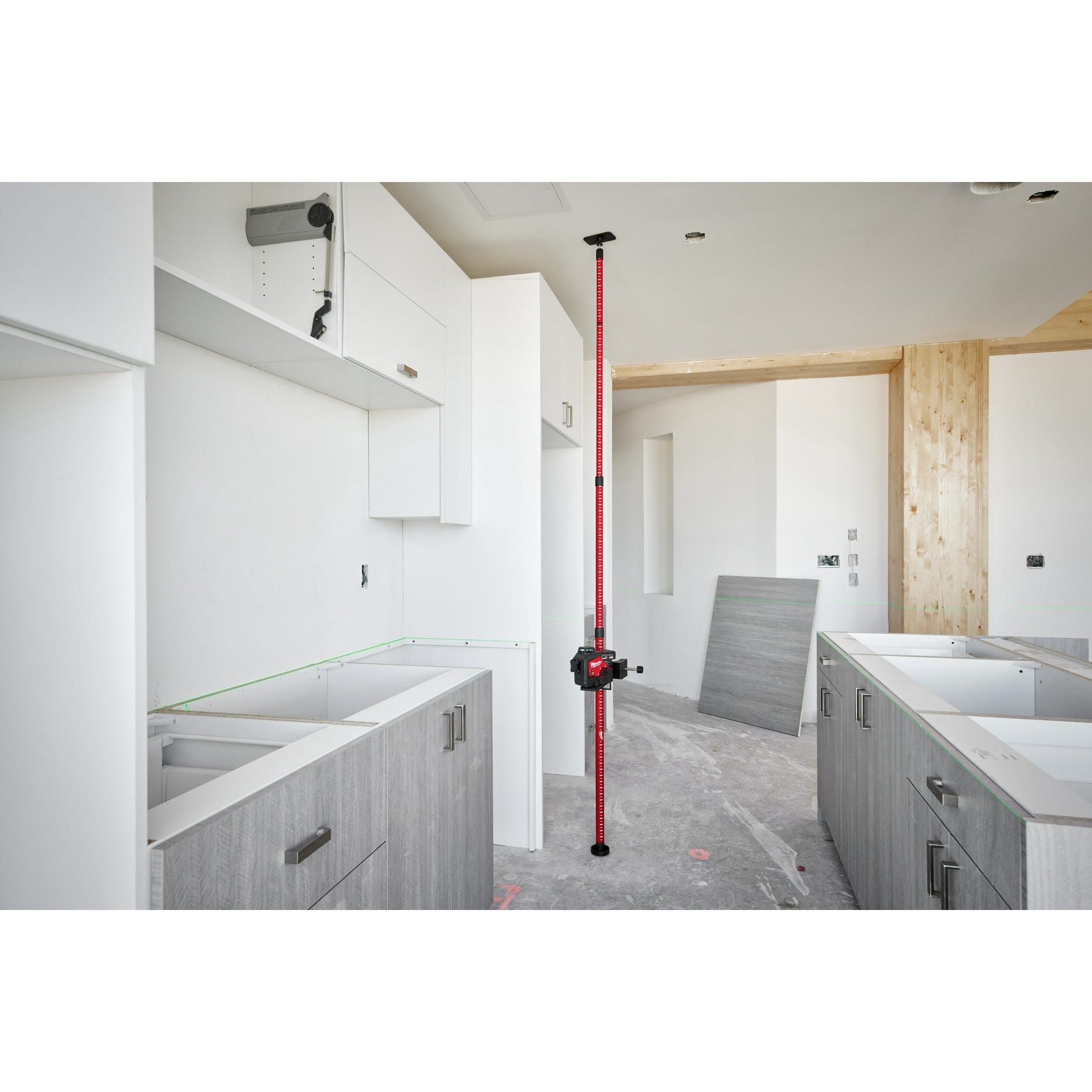 Milwaukee 48-35-1511 12' Telescoping Laser Pole