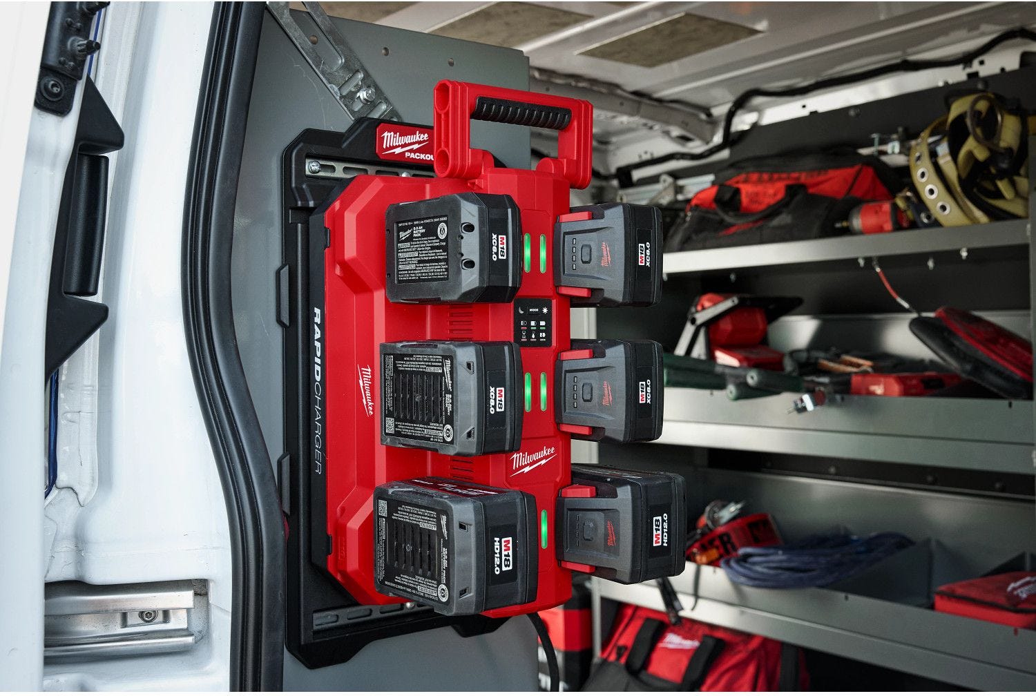 Milwaukee 48-59-1817 M18 6-Bay Daisy Chain Rapid Charger