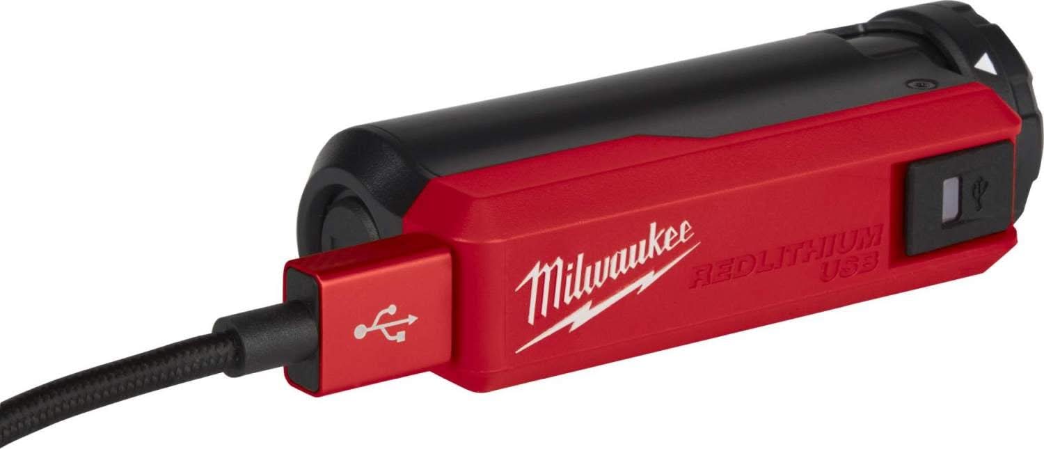 Milwaukee 48-59-2013 REDLITHIUM USB Charger & Portable Power Source Kit (PROMO)