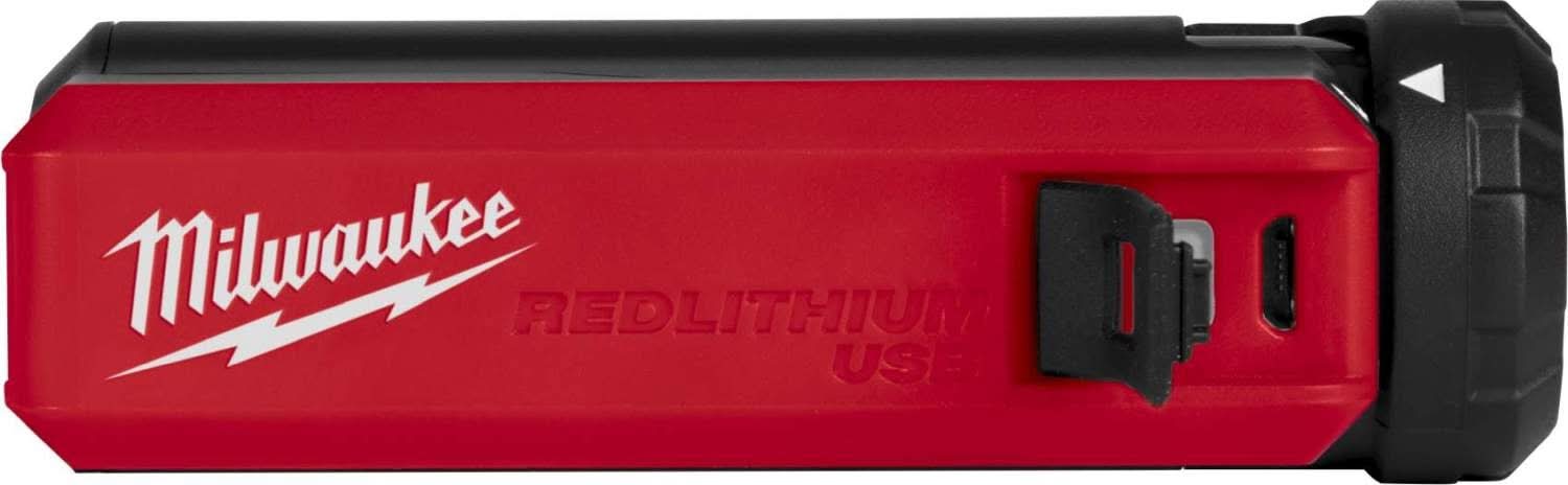 Milwaukee 48-59-2013 REDLITHIUM USB Charger & Portable Power Source Kit (PROMO)