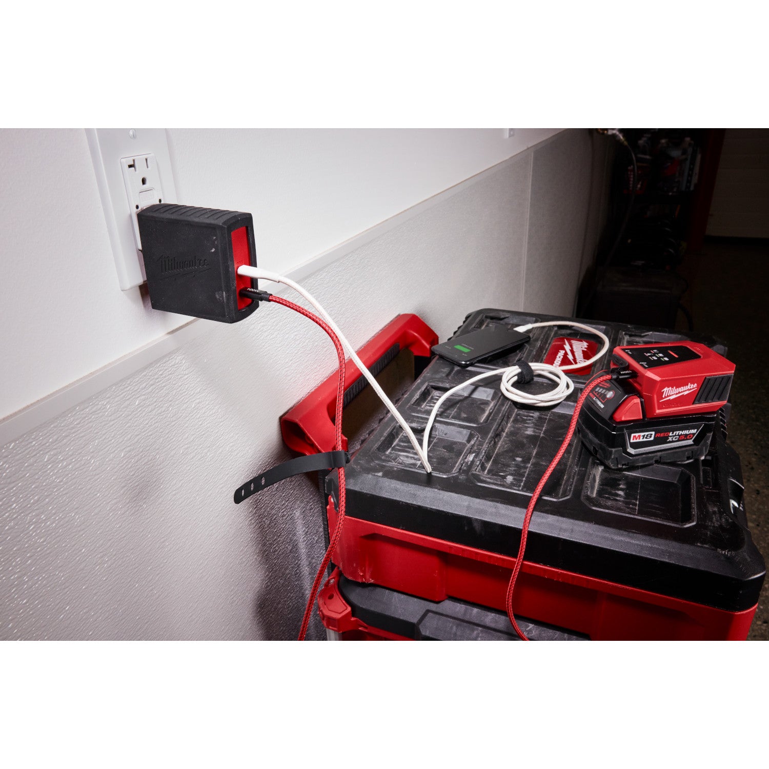 Milwaukee 48-59-2847 120W USB-C Charging Wall Adapter