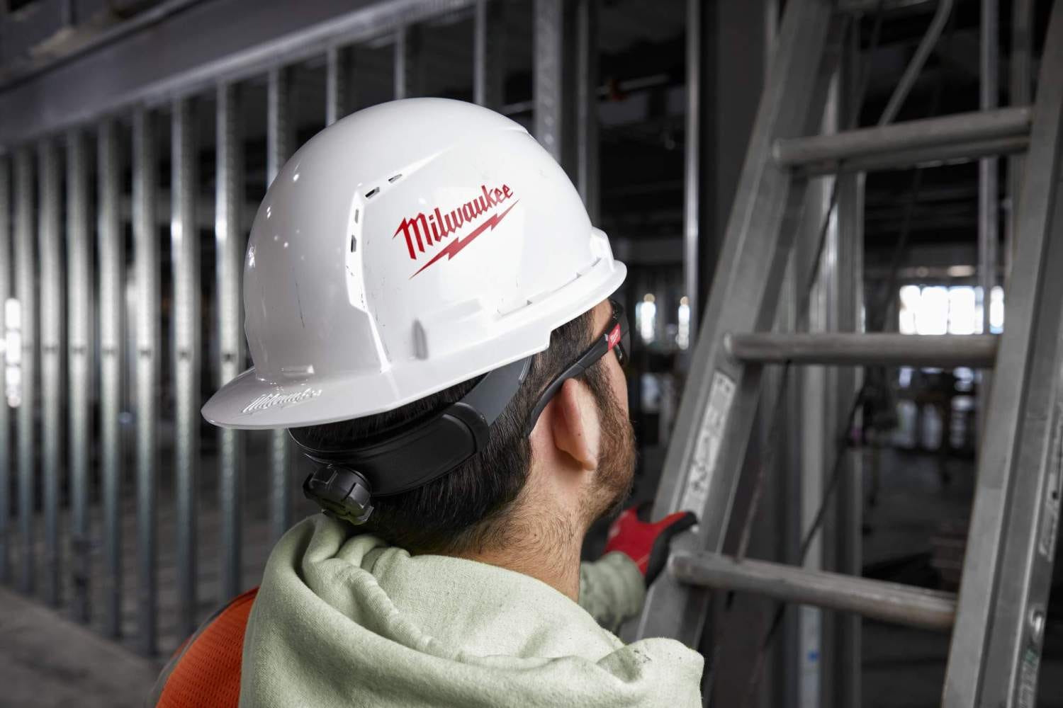 Milwaukee 48-73-1000 Front Brim Vented Hard Hat with BOLT Accessories Type 1 Class C (PROMO)