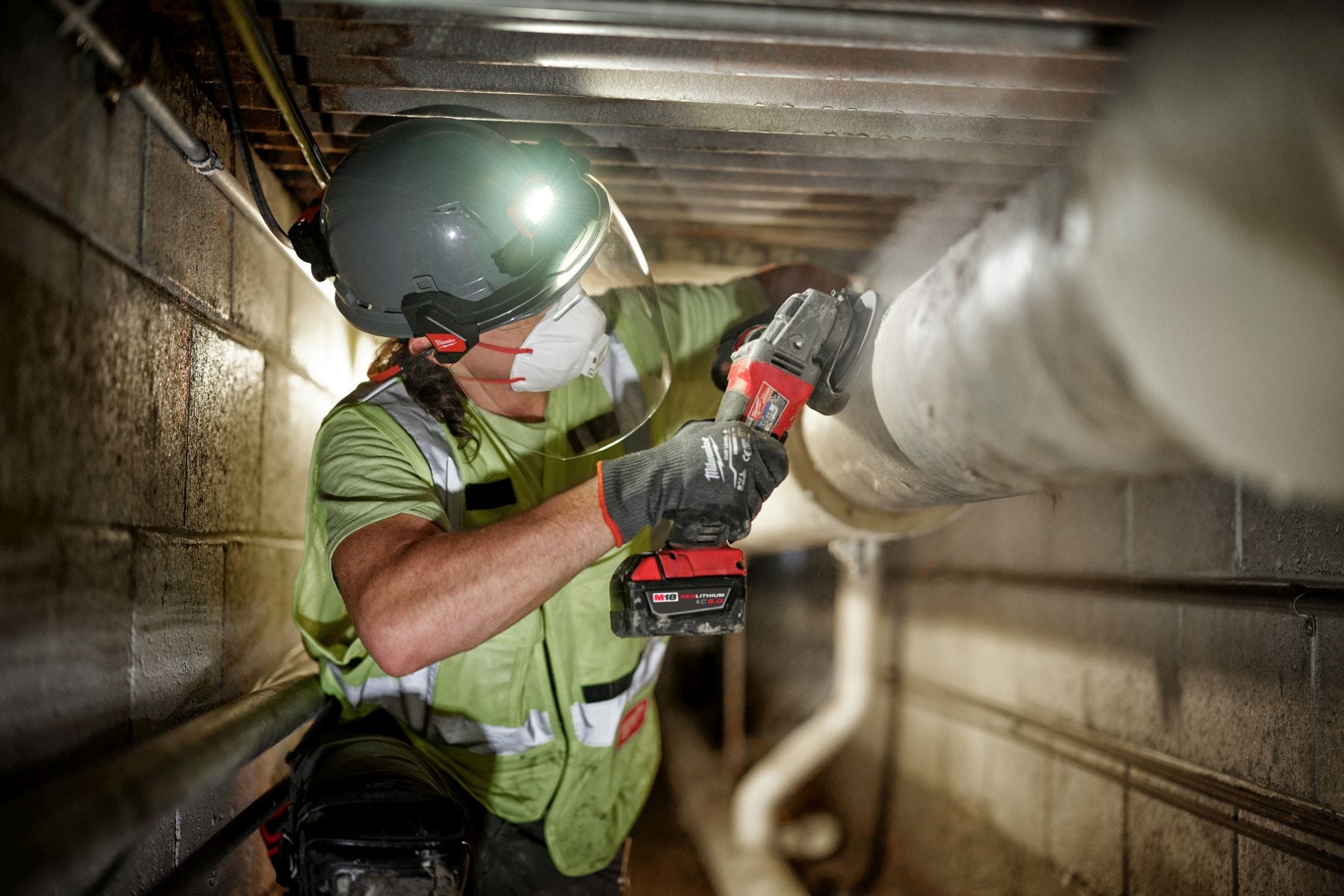 Milwaukee 48-73-1420 BOLT Full Face Shield - Clear Dual Coat Lens (Compatible with Milwaukee Safety Helmets & Hard Hats)