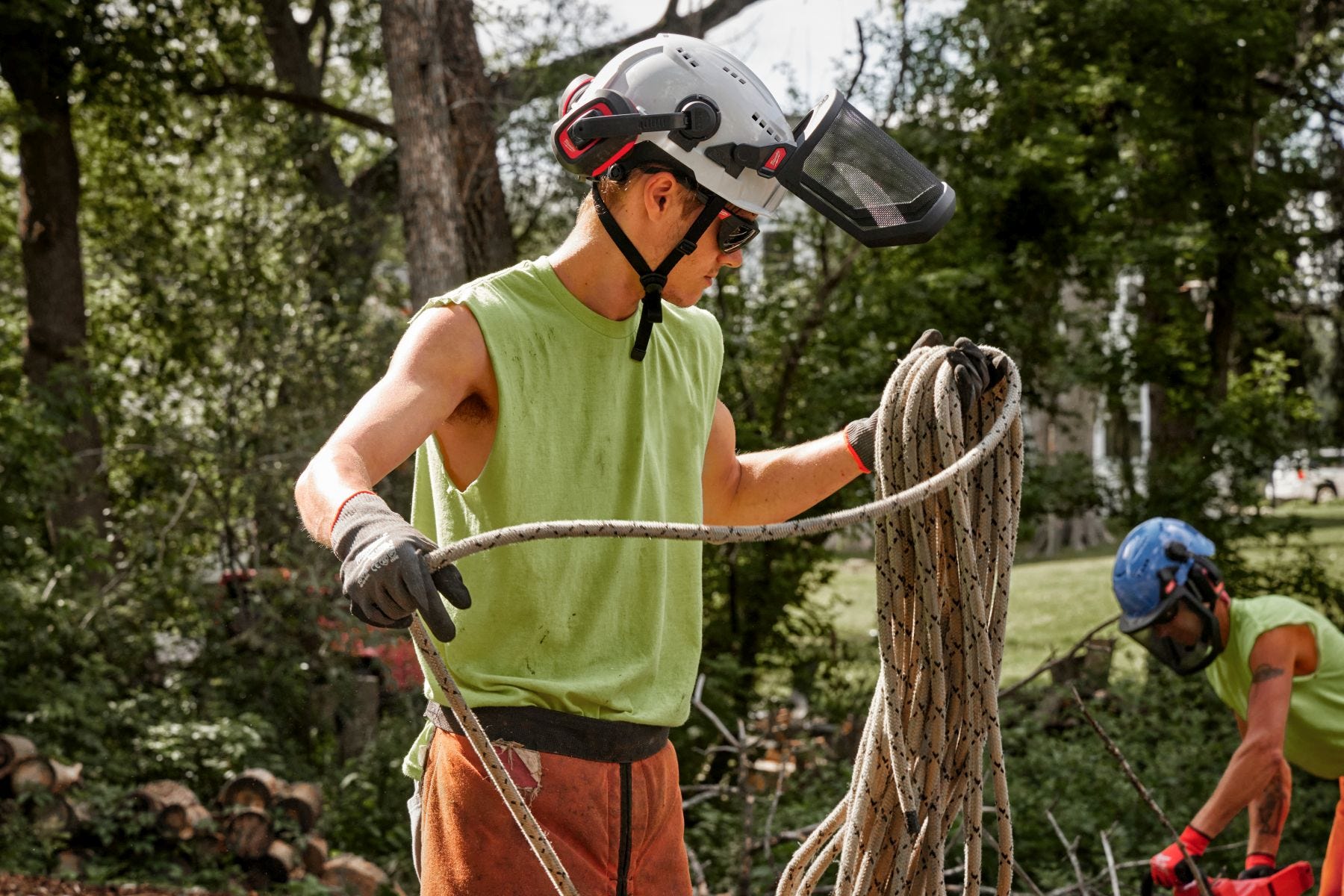 Milwaukee 48-73-1431 BOLT Full Face Shield - Metal Mesh (Compatible with Milwaukee Safety Helmet [No Brim])