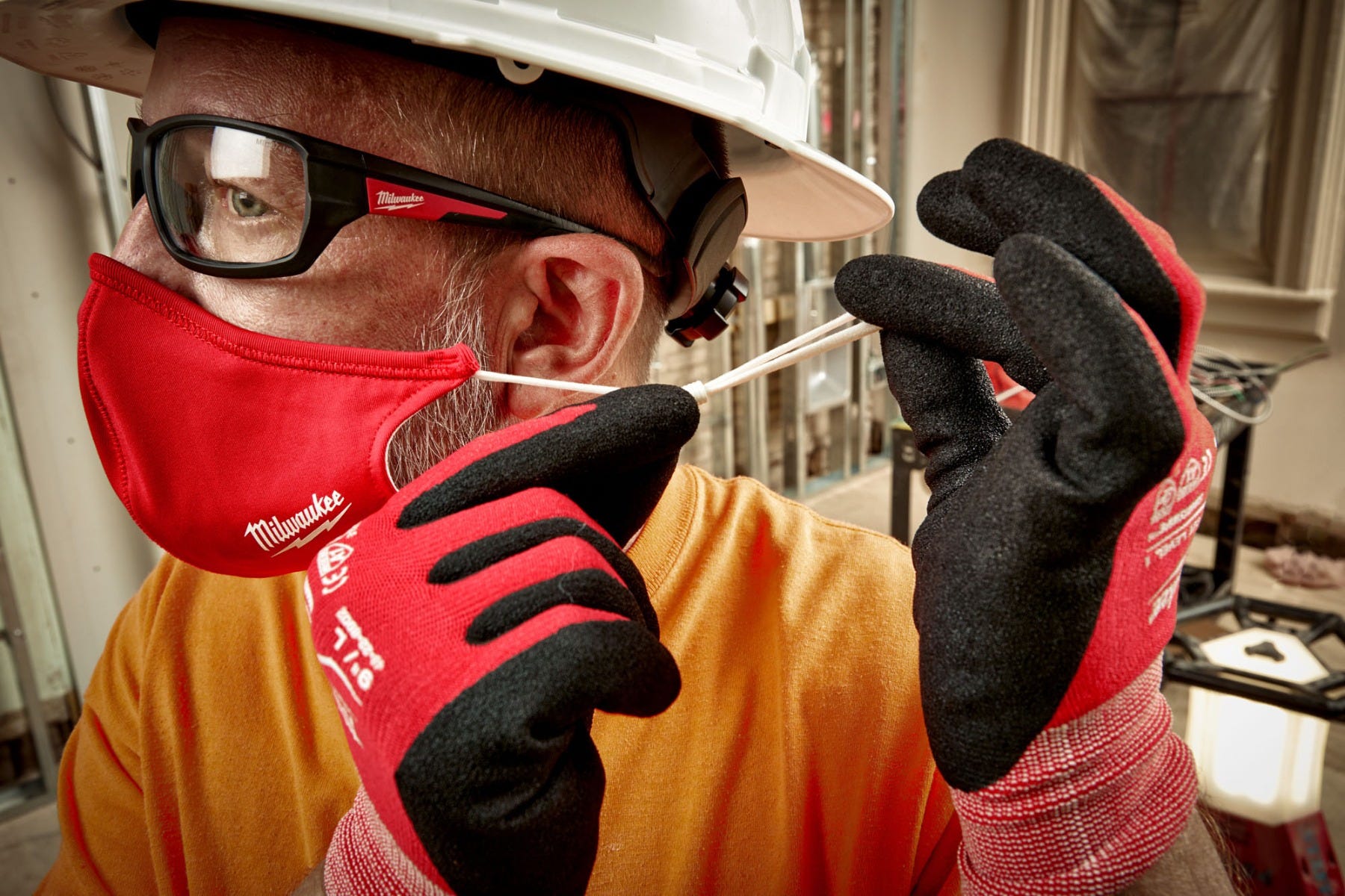 Milwaukee 48-73-4228 Red 2-Layer Face Mask, 3-Pack