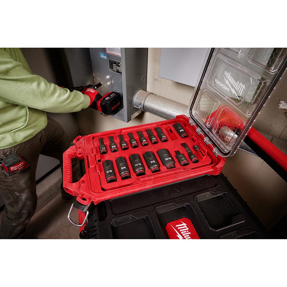 Milwaukee 49-66-6800 SHOCKWAVE Impact Duty Socket 3/8" Drive 17-Piece SAE PACKOUT Set