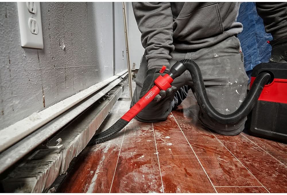 Milwaukee PROMO 49-90-2030 AIR-TIP Flexible Long Reach Crevice Tool (PROMO)