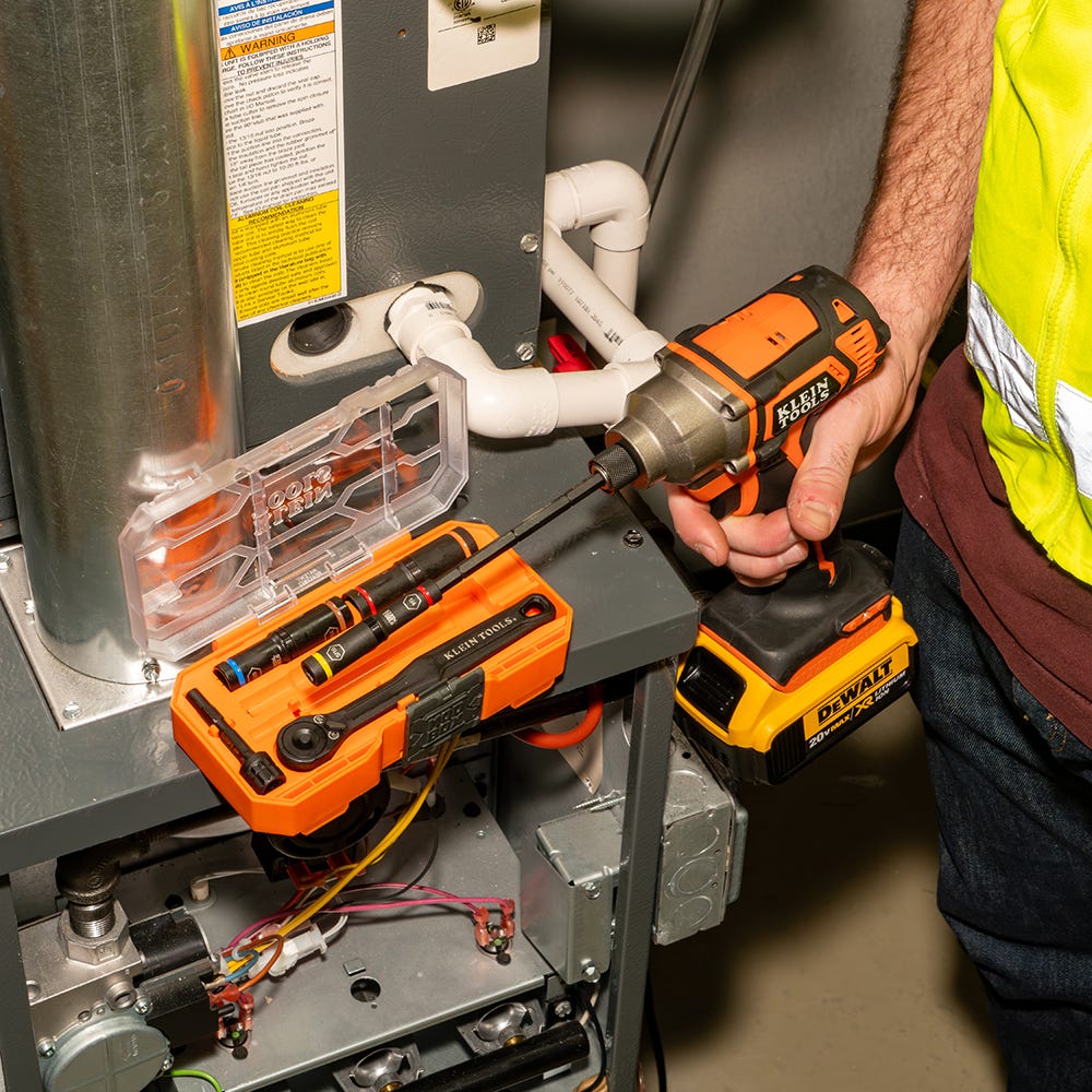 Klein Tools 65238 KNECT Essential 7-Piece Deep-Well Heavy-Duty Flip Socket Set, SAE