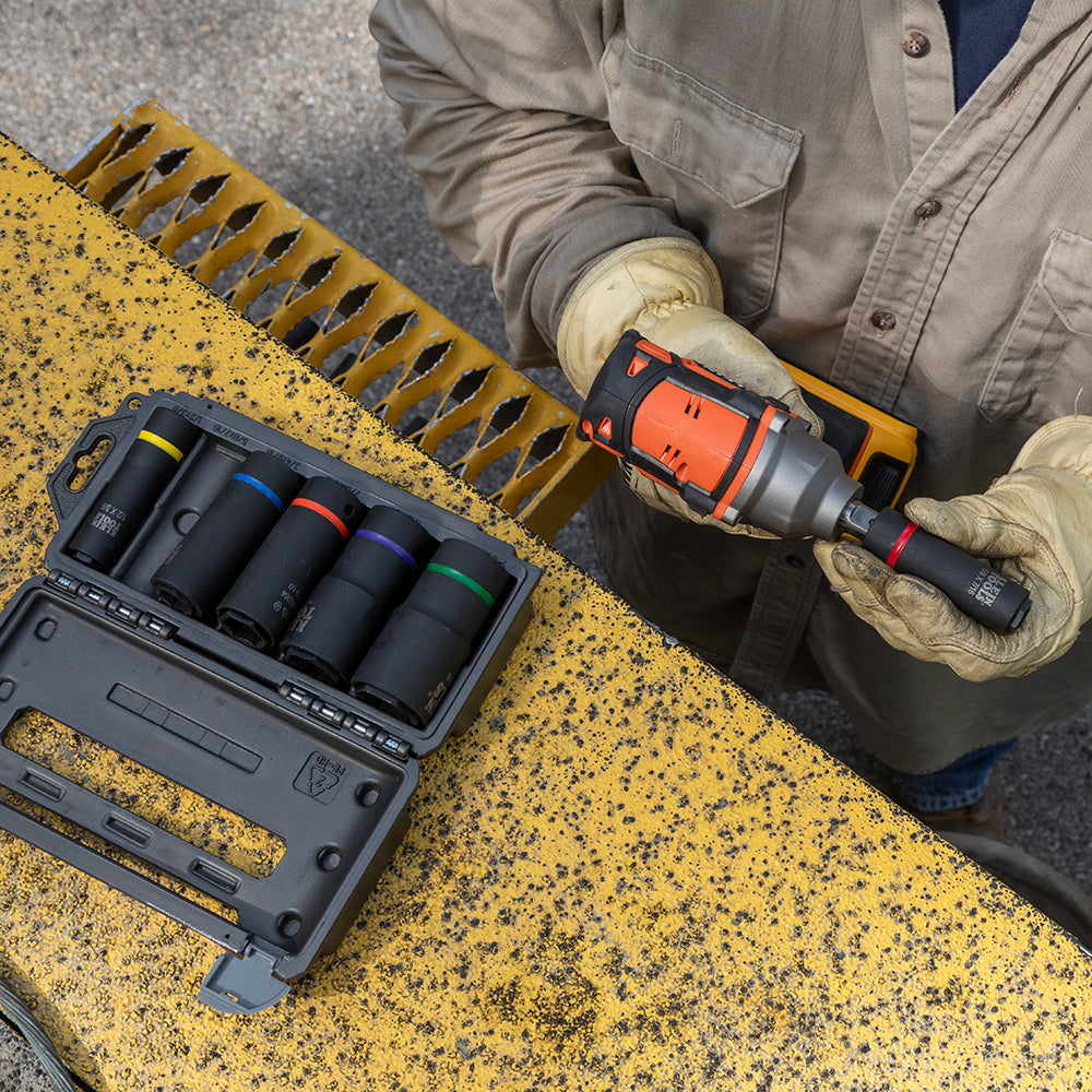 Klein 66062 impact socket on pole hardware with an impact wrench