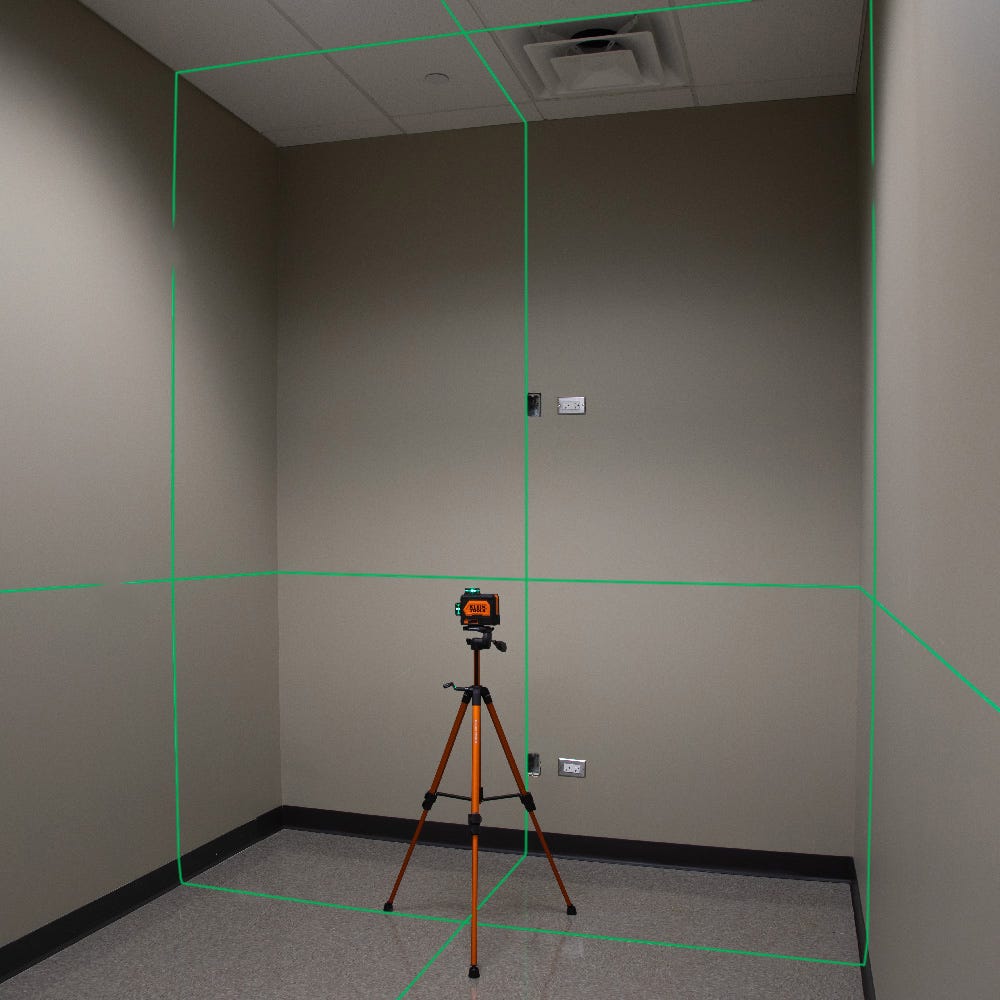 Klein Tools 69345 22 in. - 61 in. Adjustable Tripod