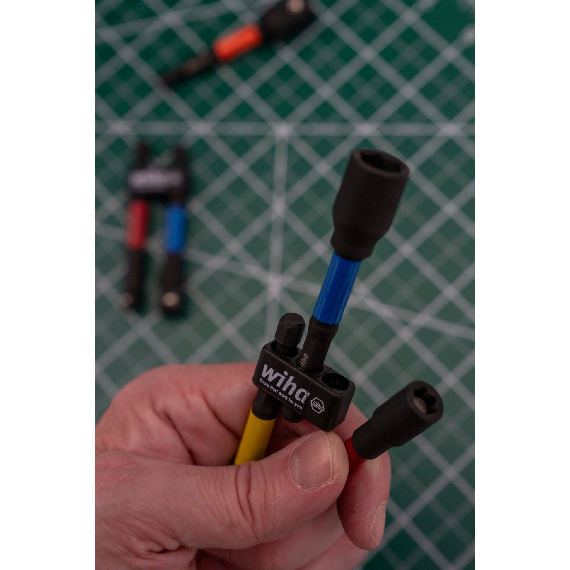 Wiha 70489 3-Piece Color Coded Magnetic Nut Setter SAE Set 3"