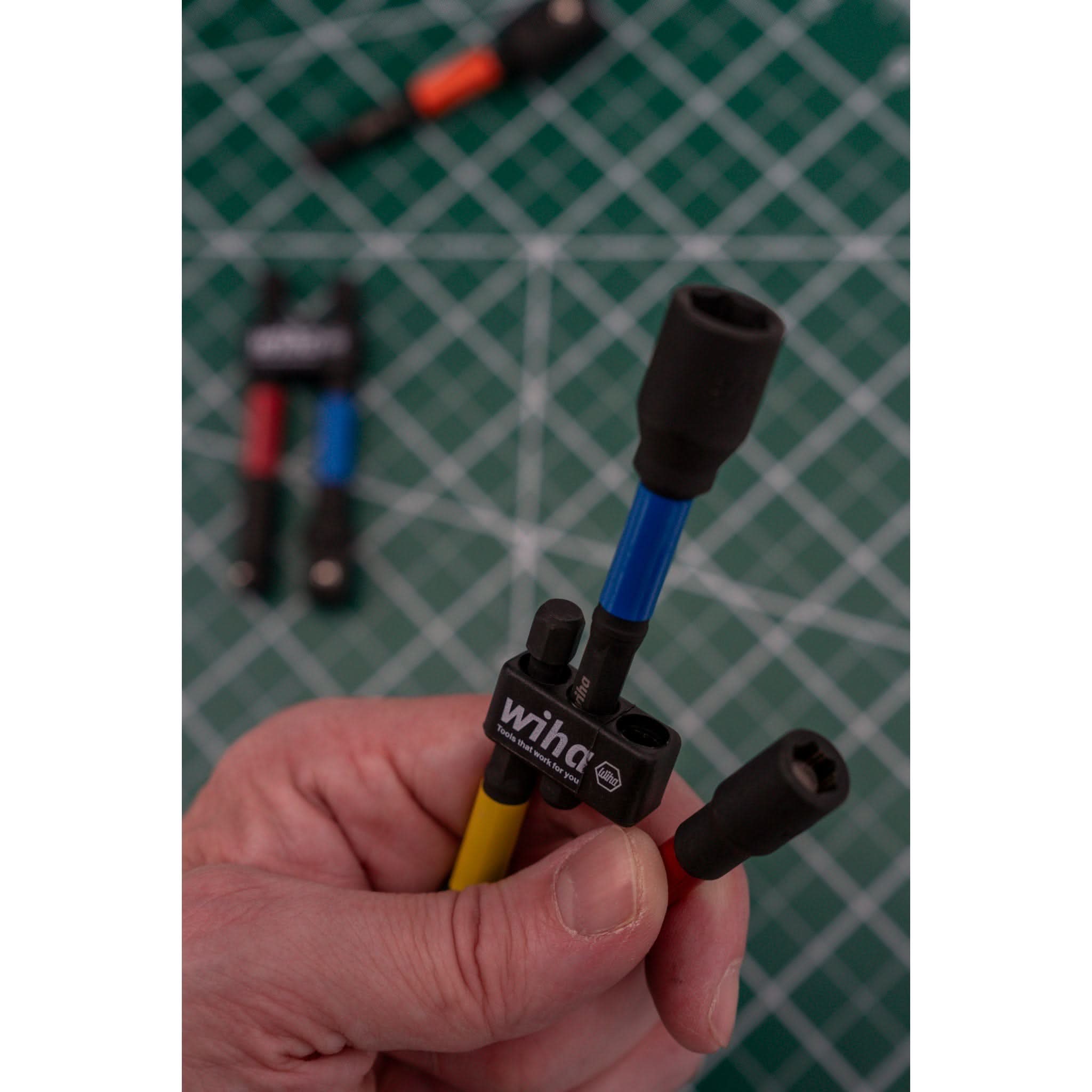 Wiha 70489 3-Piece Color Coded Magnetic Nut Setter SAE Set 3"