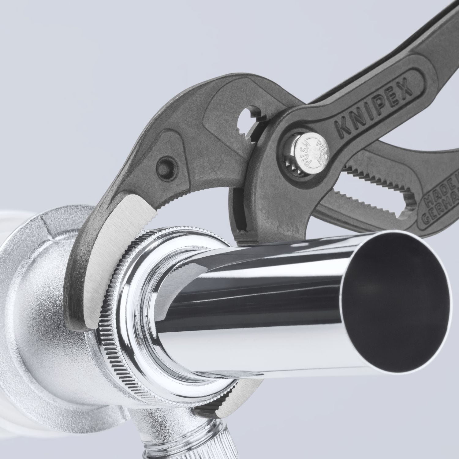 Knipex 81 01 250 Pipe Gripping Pliers with Serrated Jaws