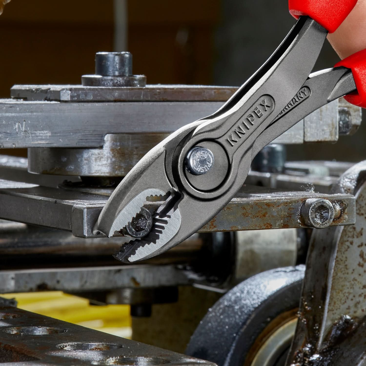 TwinGrip Pliers