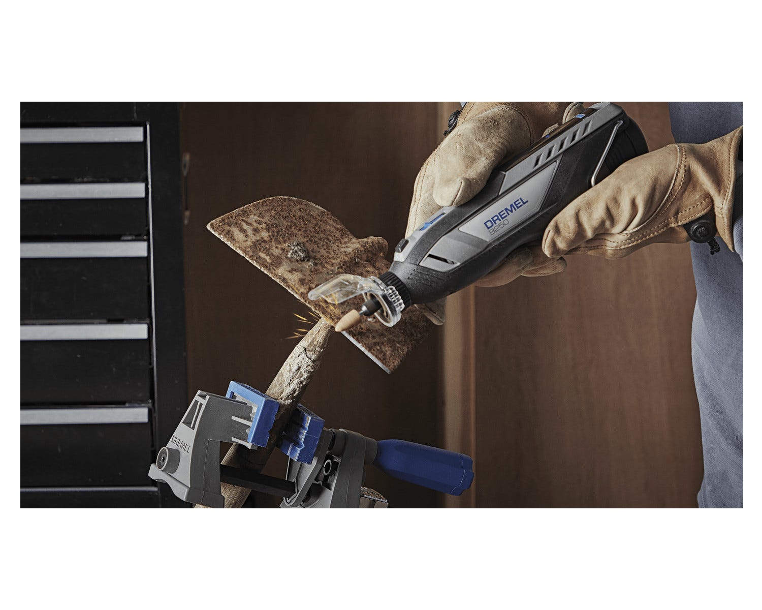 DREMEL 8250-5 Brushless Rotary Tool Kit