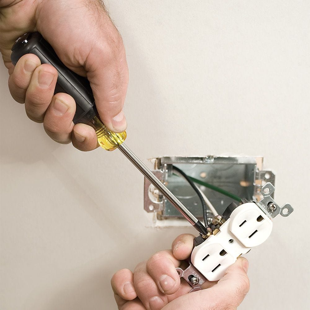 Klein Tools 85442 Screwdriver Set, 1/4 Keystone and #2 Phillips, Cushion-Grip, 2-Piece