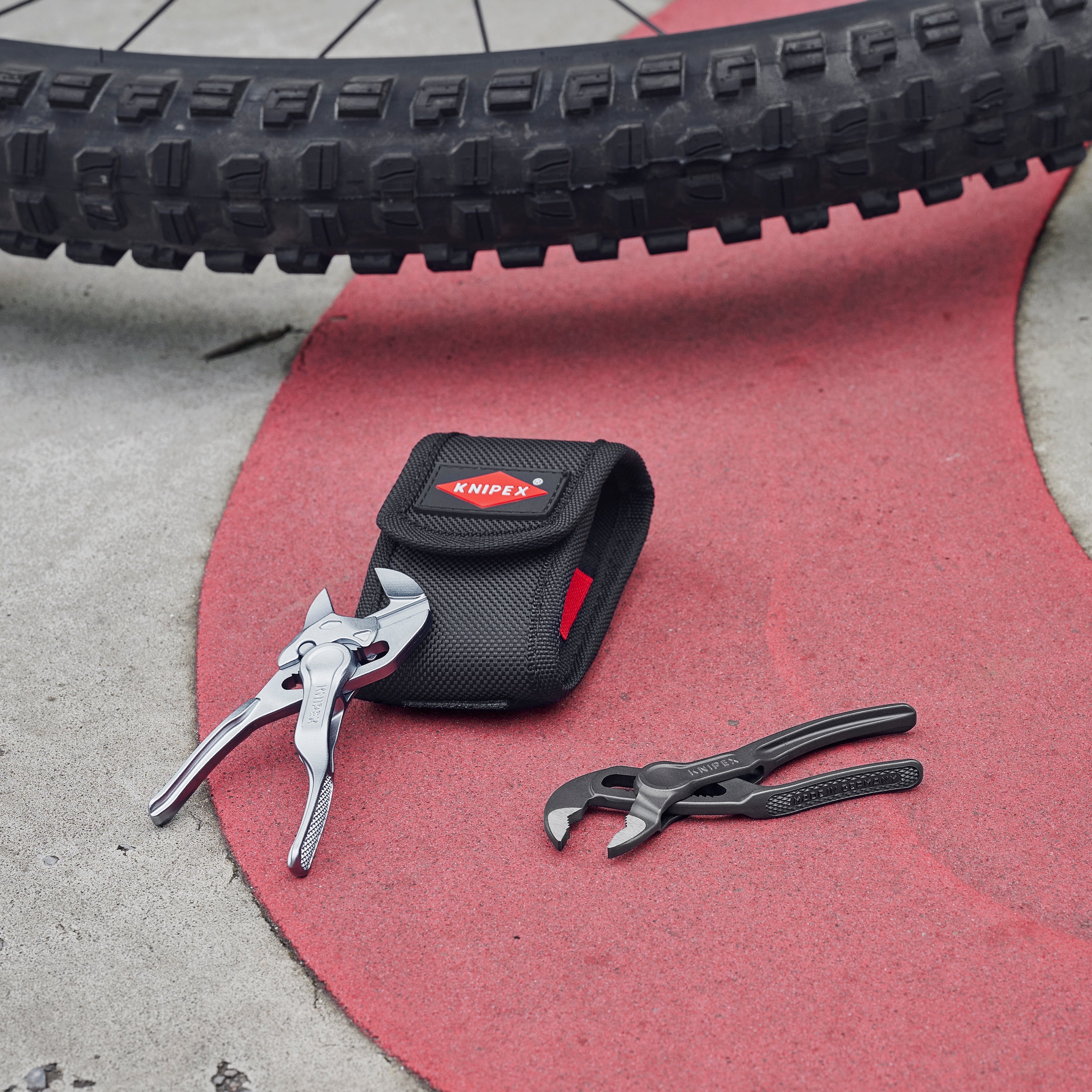 Knipex 87 00 100 SBA 4 in. Cobra XS Water Pump Pliers