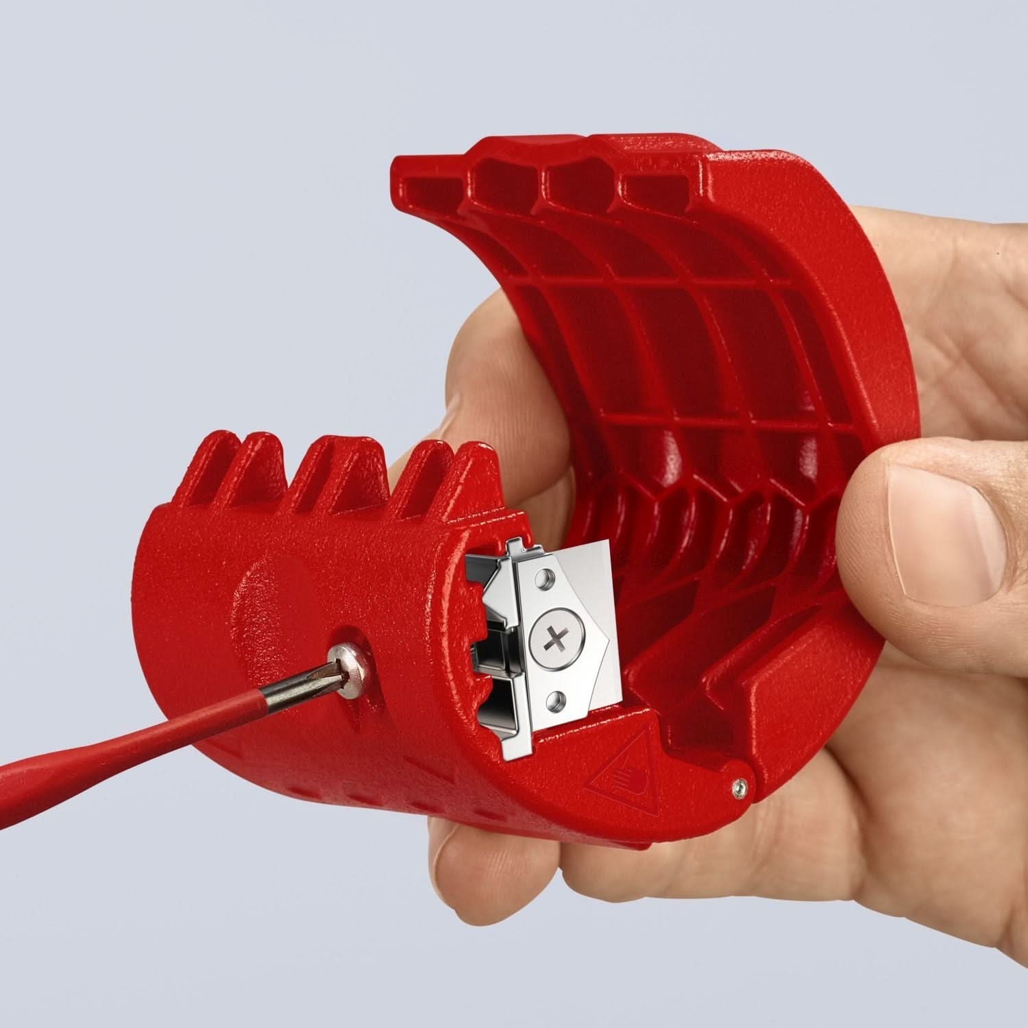 Knipex 90 22 10 BKA BiX Pipe Cutter