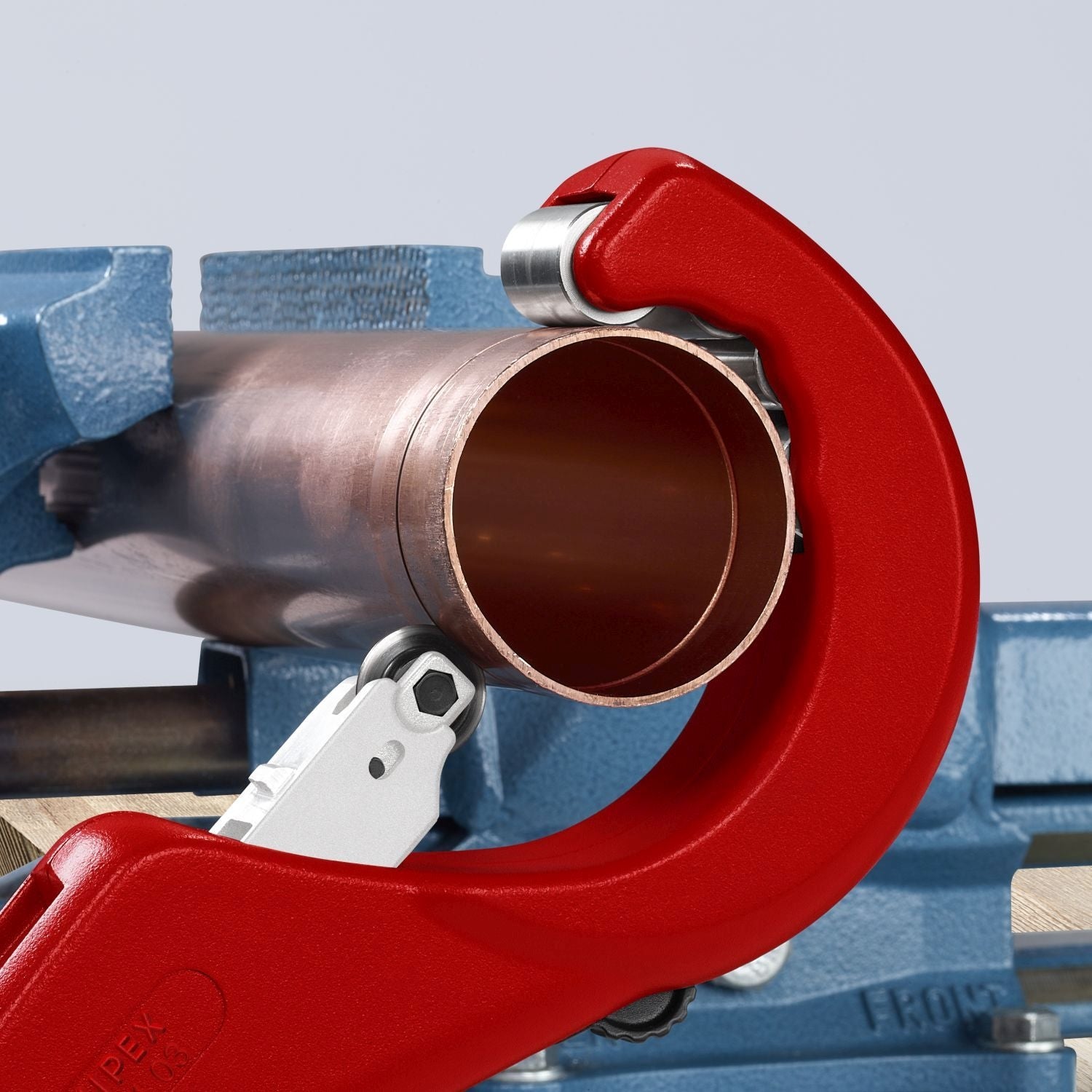 Knipex 90 31 03 BKA KNIPEX TubiX XL Pipe Cutter
