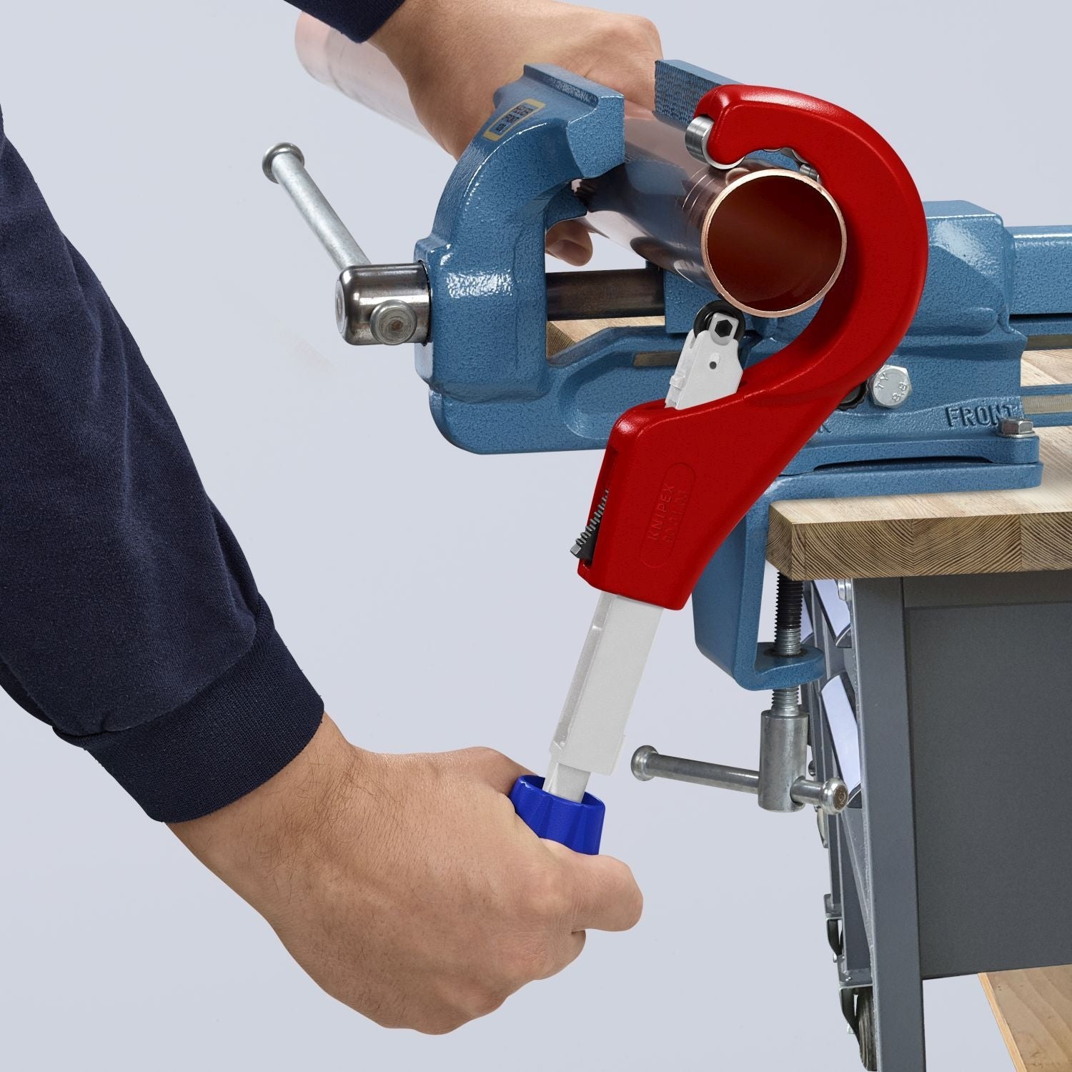 Knipex 90 31 03 BKA KNIPEX TubiX XL Pipe Cutter