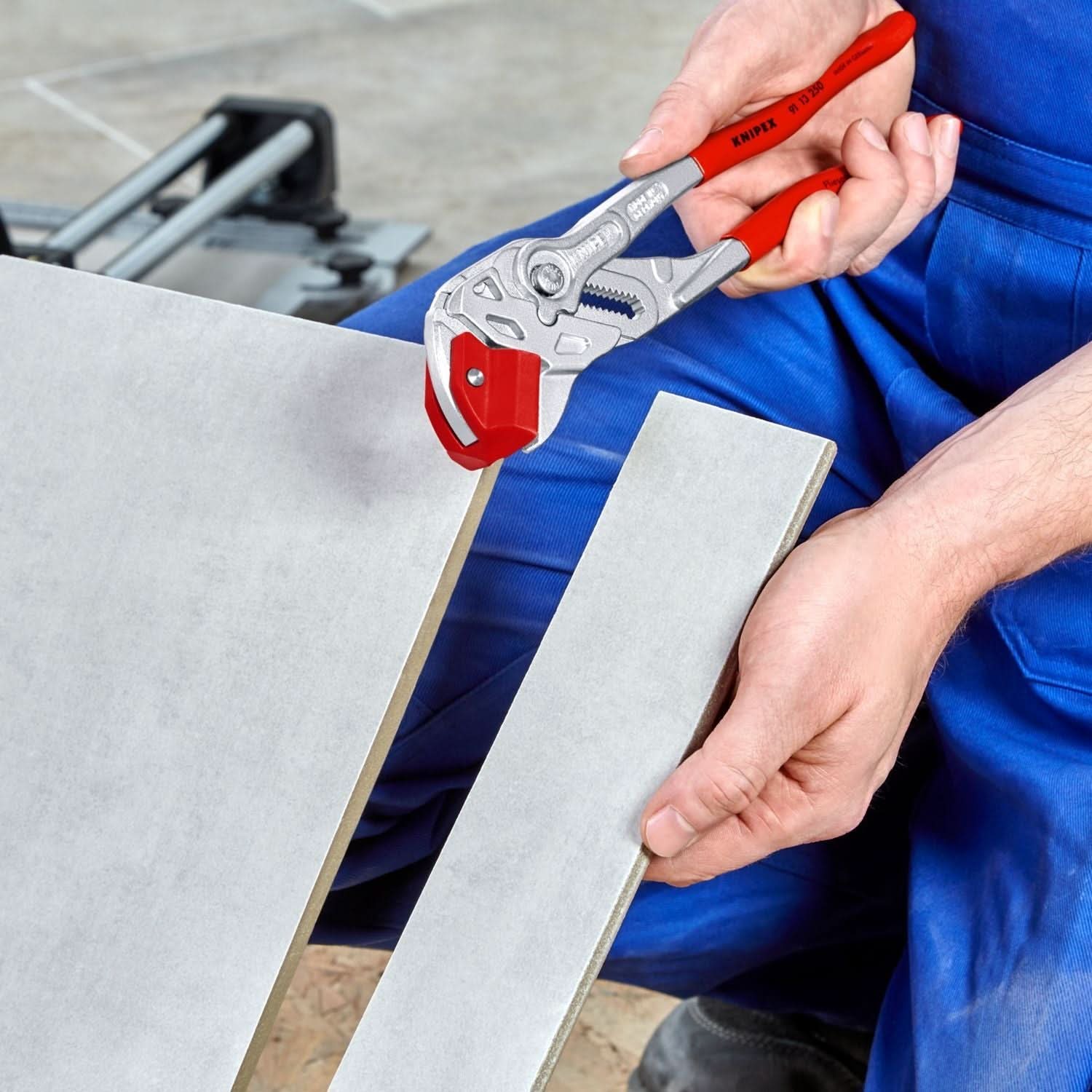 Knipex 91 13 250 Tile Breaking Pliers