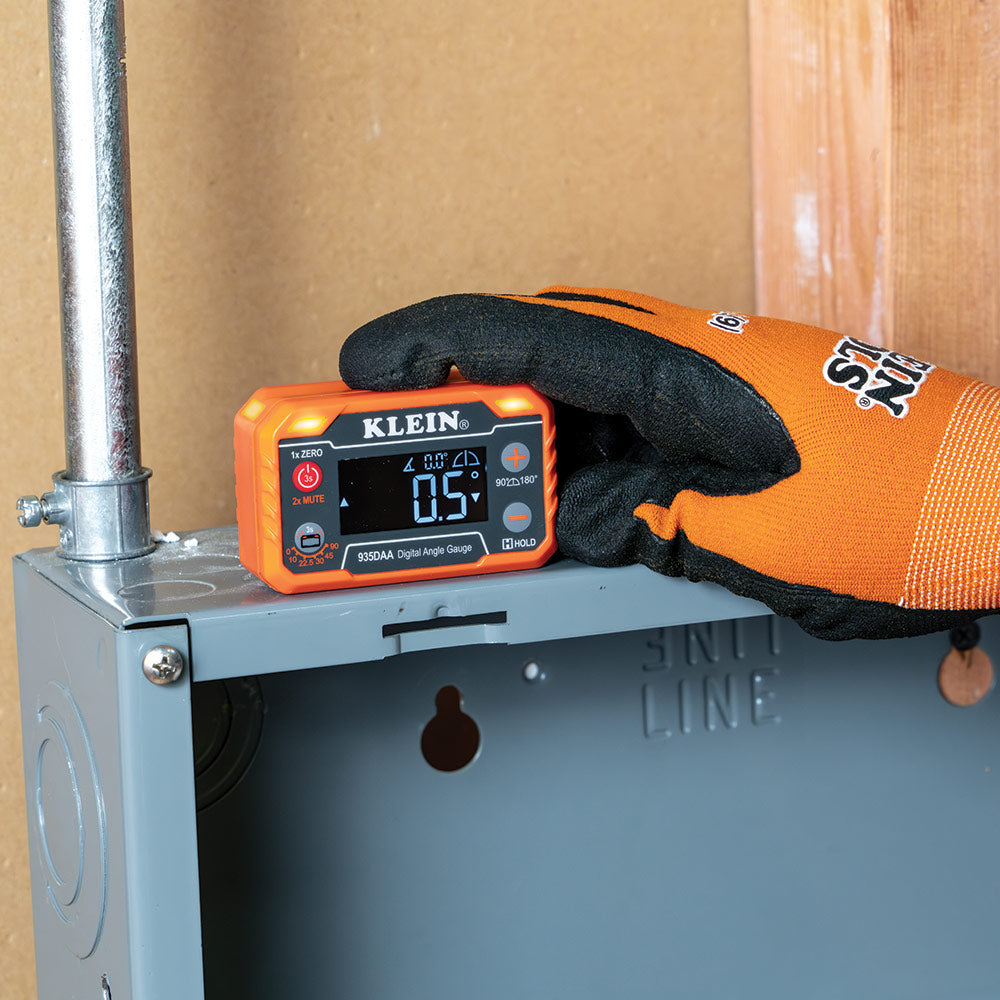 Klein digital angle gauge on a saw blade