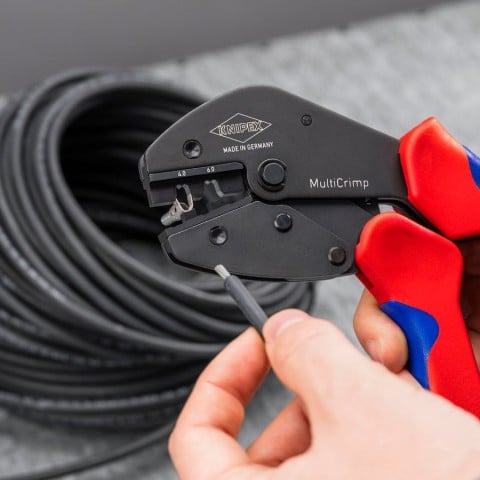 Knipex 97 33 03 MultiCrimp PV Crimping Pliers - in use