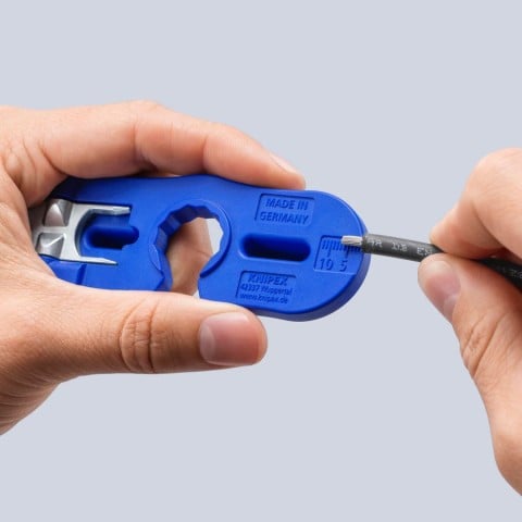 Knipex 97 49 66 3 SBA Assembly Tool for MC4/MC4 Evo 2 - feature detail