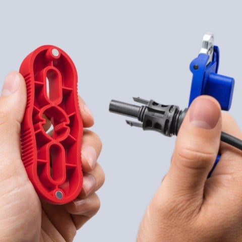 Knipex 97 49 66 3 SBA Assembly Tool for MC4/MC4 Evo 2 - feature detail