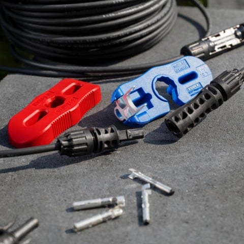 Knipex 97 49 66 3 SBA Assembly Tool for MC4/MC4 Evo 2 - in use