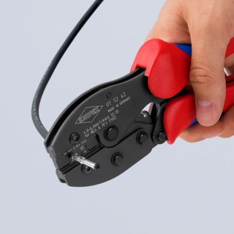 Knipex 97 52 42 PreciForce Crimping Pliers for MC4/MC4 Evo 2 - feature detail