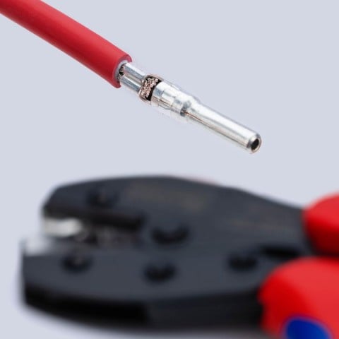 Knipex 97 52 42 6 PreciForce Crimping Pliers for MC4/MC4 Evo 2 - feature detail