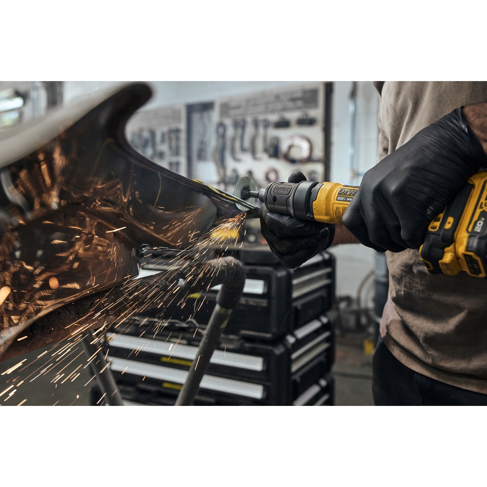 DeWALT DCG420BLR 20V MAX ATOMIC Die Grinder with Lanyard Ready Attachment Point, Tool Only