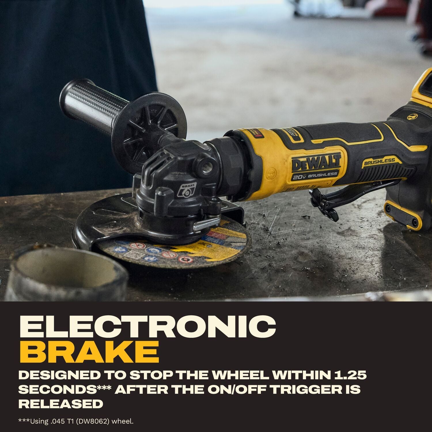 DeWALT DCG402B 20V MAX ATOMIC 4.5-in. Angle Grinder, Tool Only