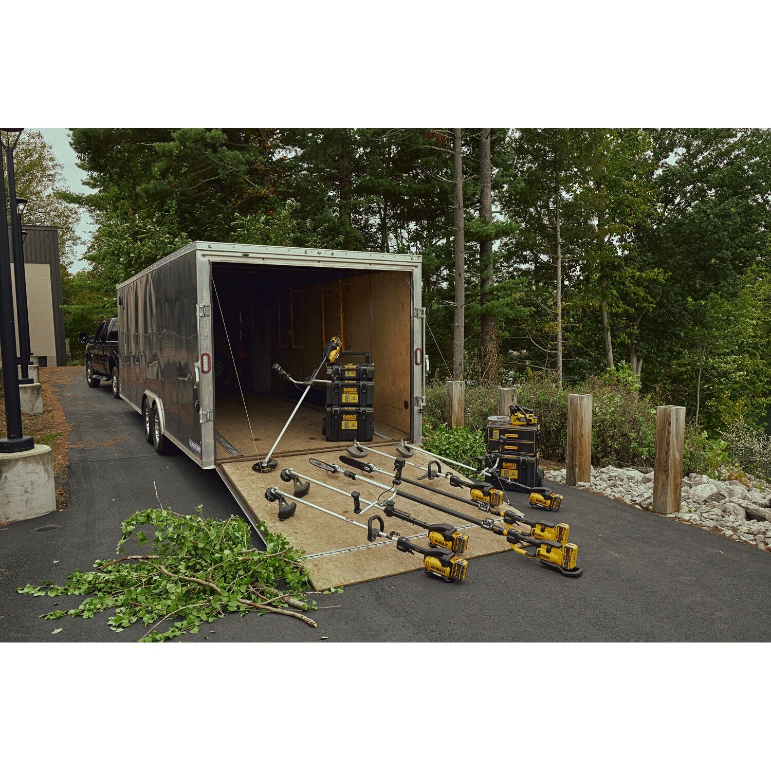 DEWALT DCCS673X1 FlexVOLT 60V MAX Compact 12-in. Top Handle